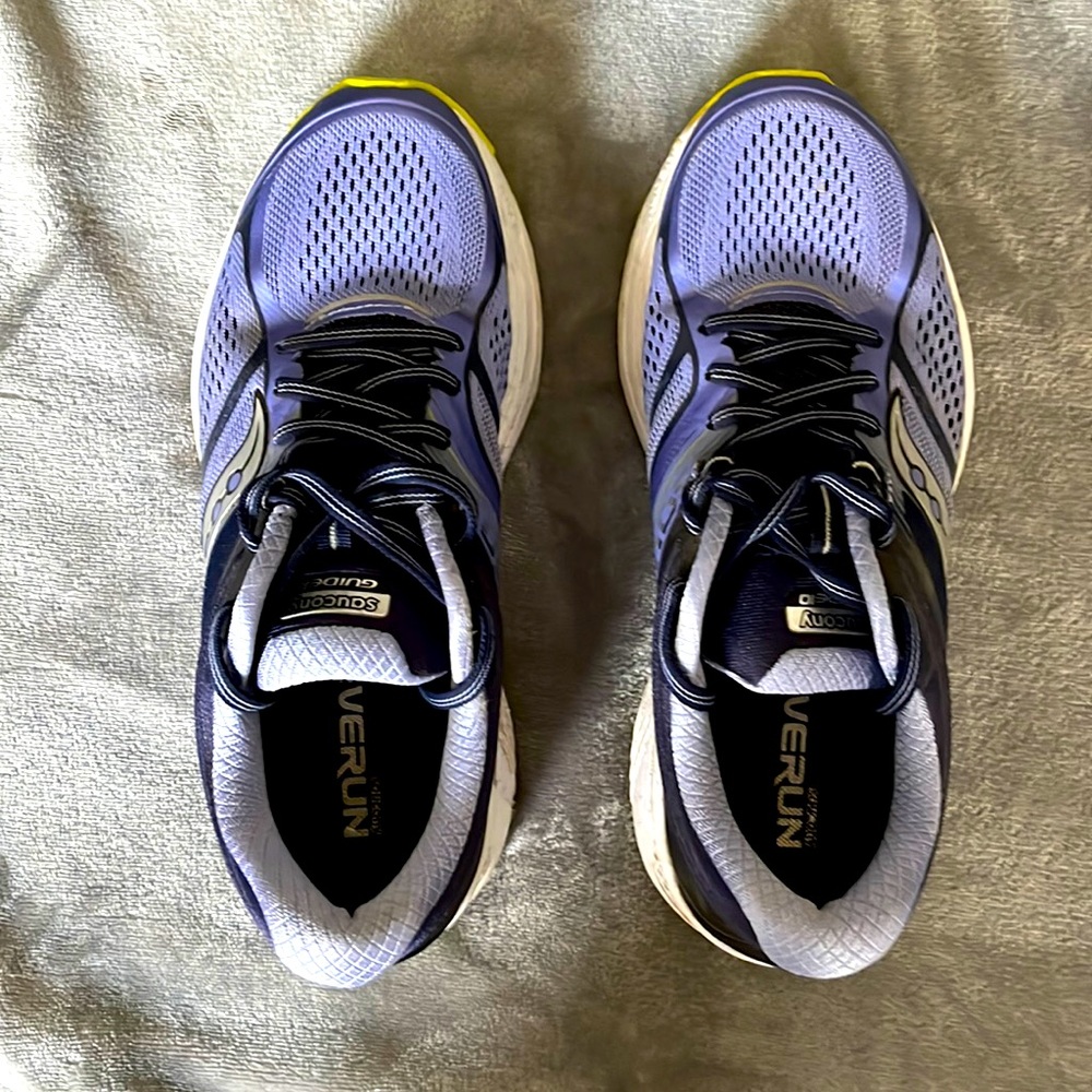 Saucony Guide 10 Women’s Running Shoe